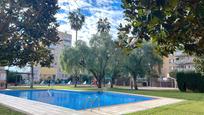 Swimming pool of Flat for sale in  Barcelona Capital  with Heating, Terrace and Community pool