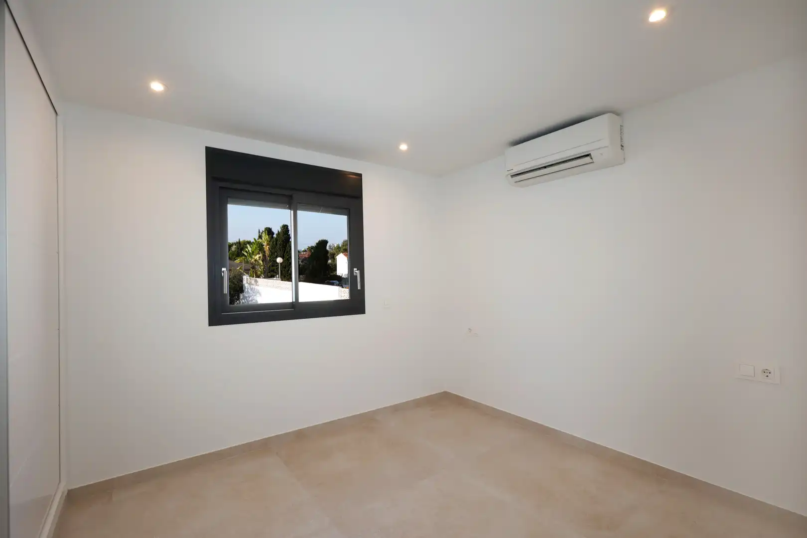 Chalet con terraza en venta en Carrió - La Merced - Los Pinos, imagen 24