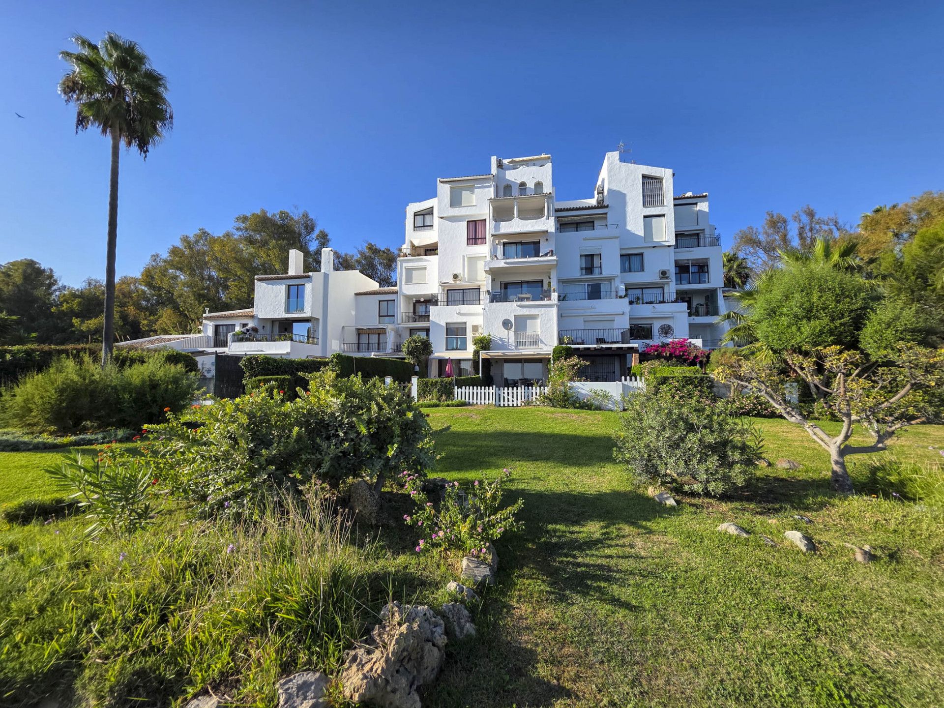 Exterior view of Planta baja for sale in Casares  with Air Conditioner, Private garden and Terrace