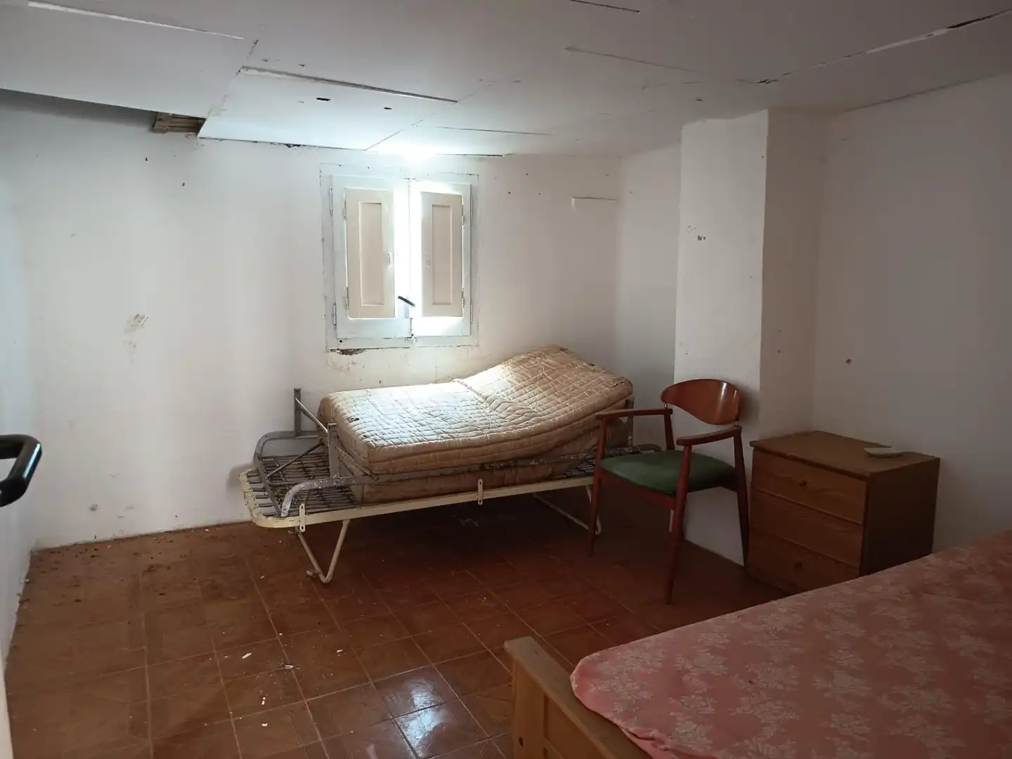 Casa adosada en venda en Garcia