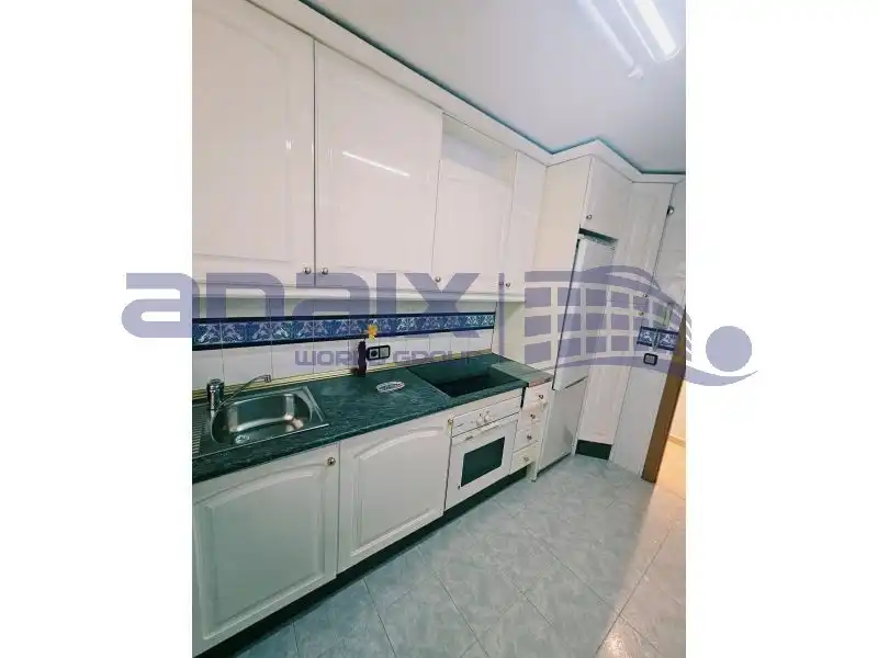 Cocina de Piso de alquiler en Ciudad Real con Calefacción, Amueblado y Horno