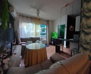 Sala d'estar de Casa o xalet en venda en Martos amb Aire condicionat