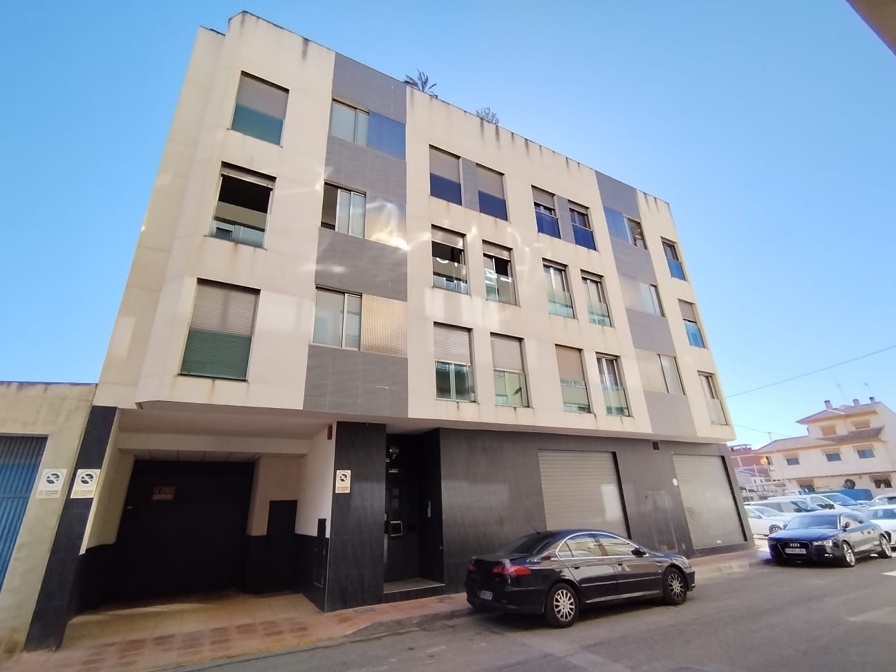 Vista exterior de Pis en venda en Albatera amb Traster