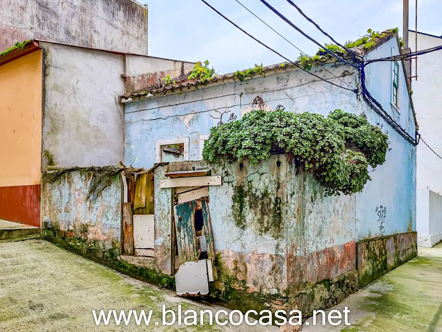 Vista exterior de Casa o chalet en venta en Malpica de Bergantiños