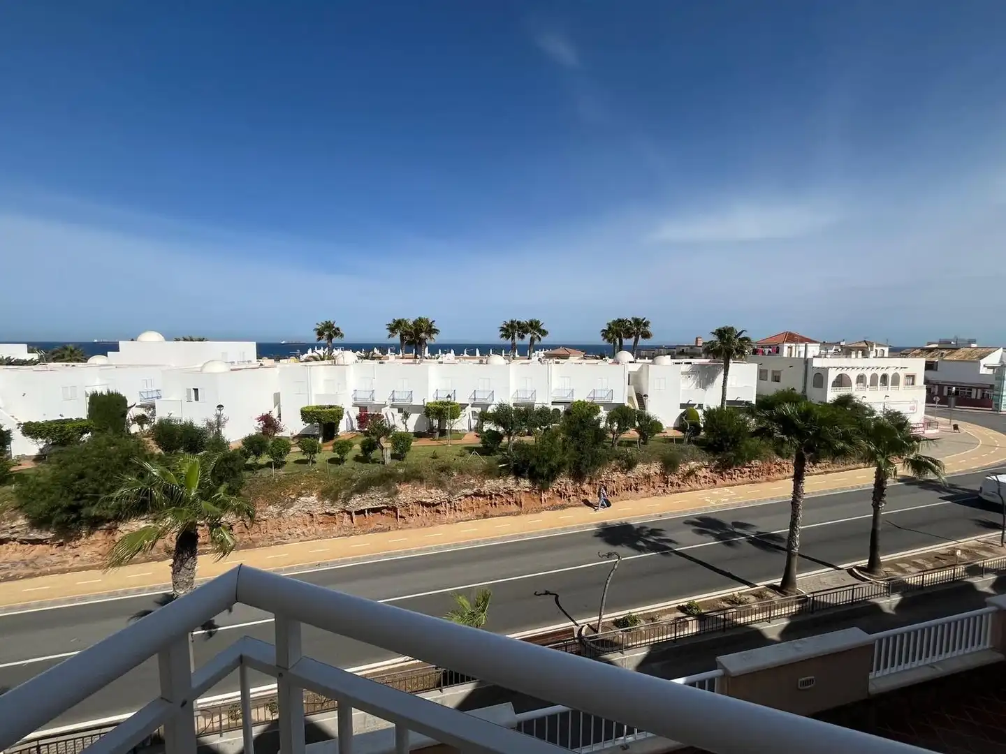 Vista exterior de Ático en venta en Garrucha con Aire acondicionado, Terraza y Piscina
