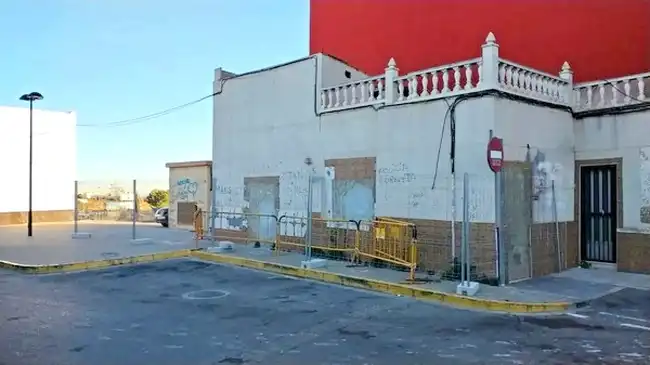 Ground floor for sale in C/ Benisaet, El Molí