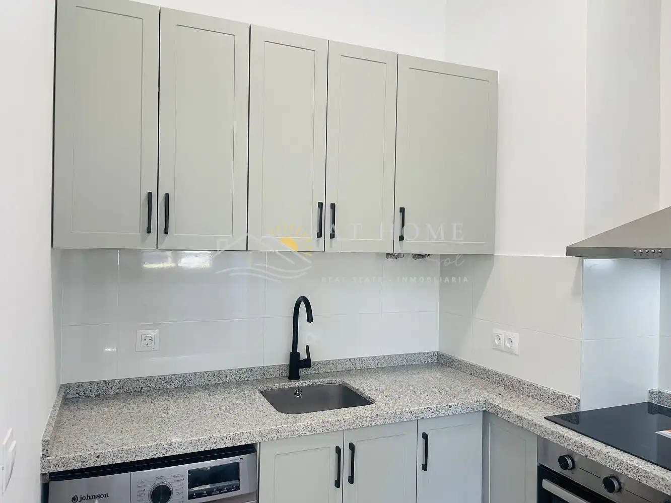 Cuina de Apartament en venda en Torrox amb Terrassa i Forn