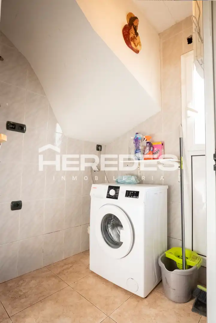 Casa o chalet en venta en Torrelles de Llobregat con Calefacción, Jardín privado y Terraza