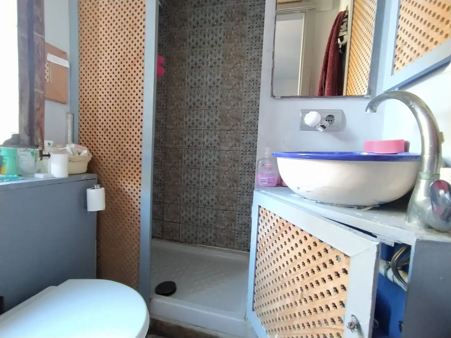 Badezimmer von Wohnung zum Verkauf in Barcelona mit Klimaanlage, Heizung und Möbliert