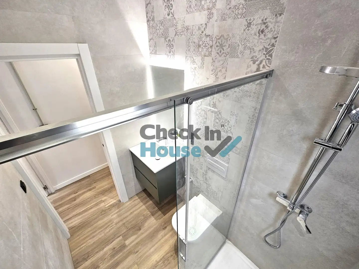 Bathroom of Flat for sale in Sant Feliu de Guíxols  with Heating