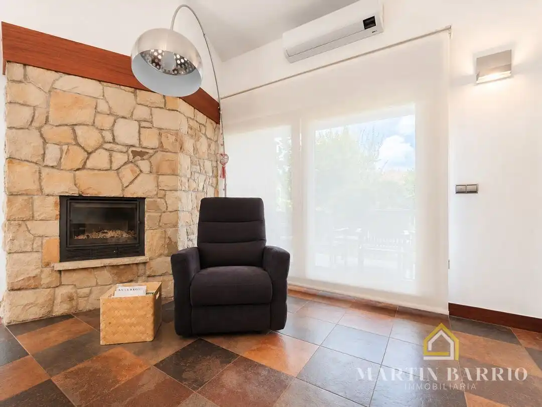 Sala de estar de Casa o chalet en venta en Muskiz con Aire acondicionado, Calefacción y Jardín privado