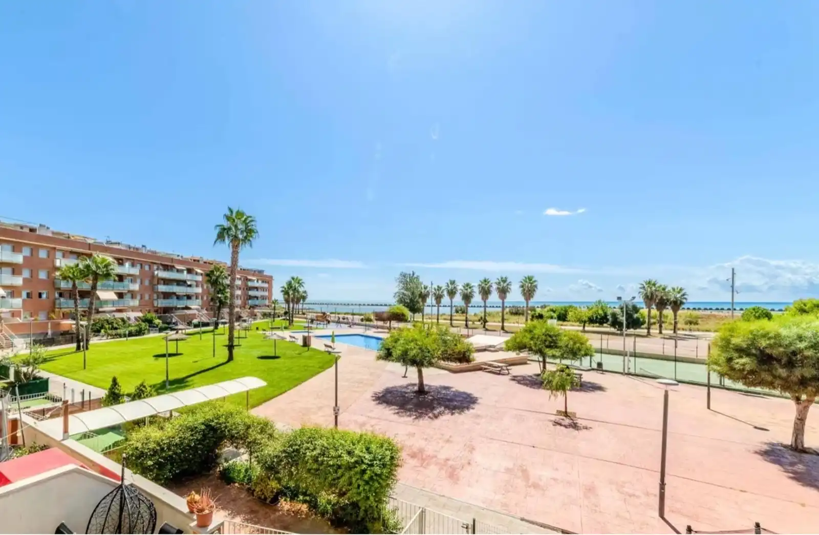 Garden of Flat for sale in Cubelles  with Air Conditioner, Heating and Storage room