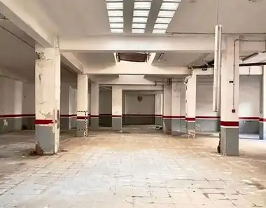 Business premises for sale in Carrer de Francisco Pizarro 30