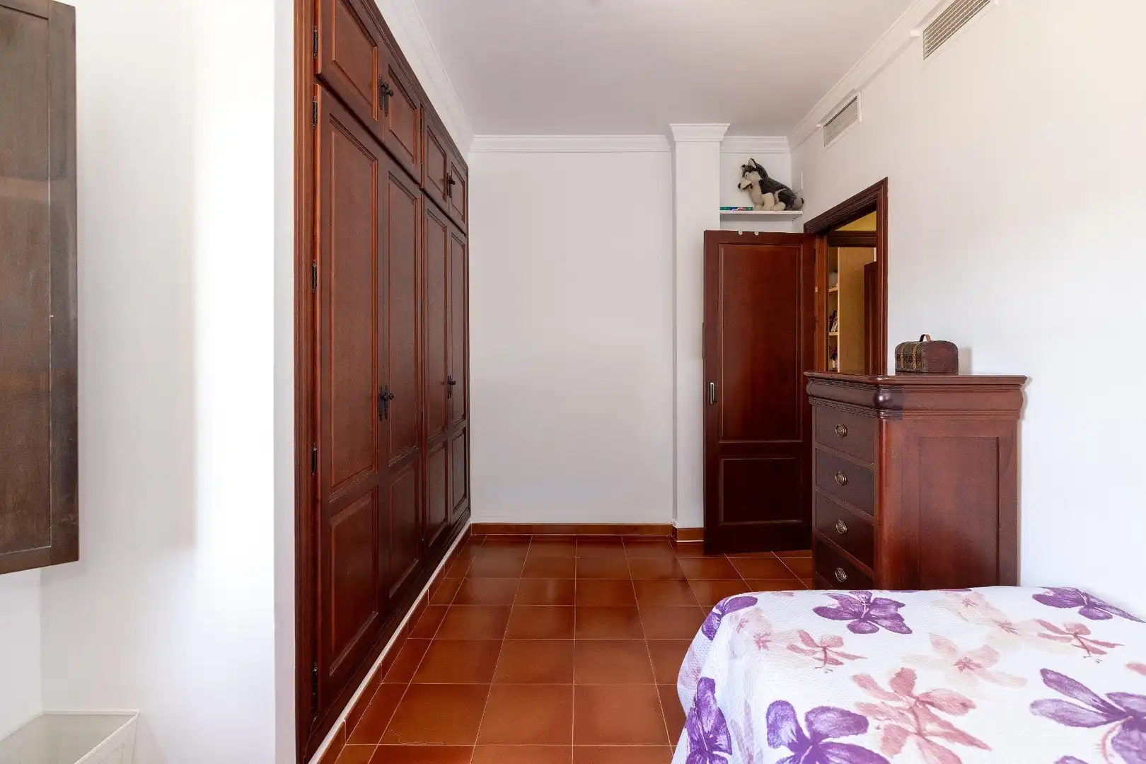 Dormitori de Casa o xalet en venda en Alhaurín de la Torre amb Jardí privat, Terrassa i Piscina