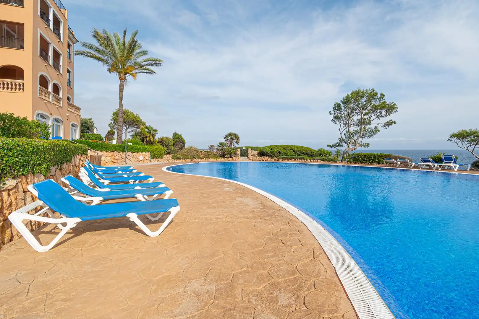 Piscina de Piso en venta en Llucmajor con Aire acondicionado, Jardín privado y Terraza
