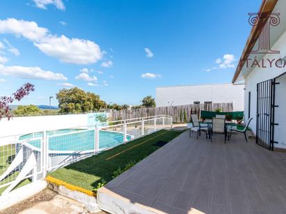 Terrace of House or chalet for sale in El Castillo de las Guardas  with Air Conditioner, Heating and Private garden