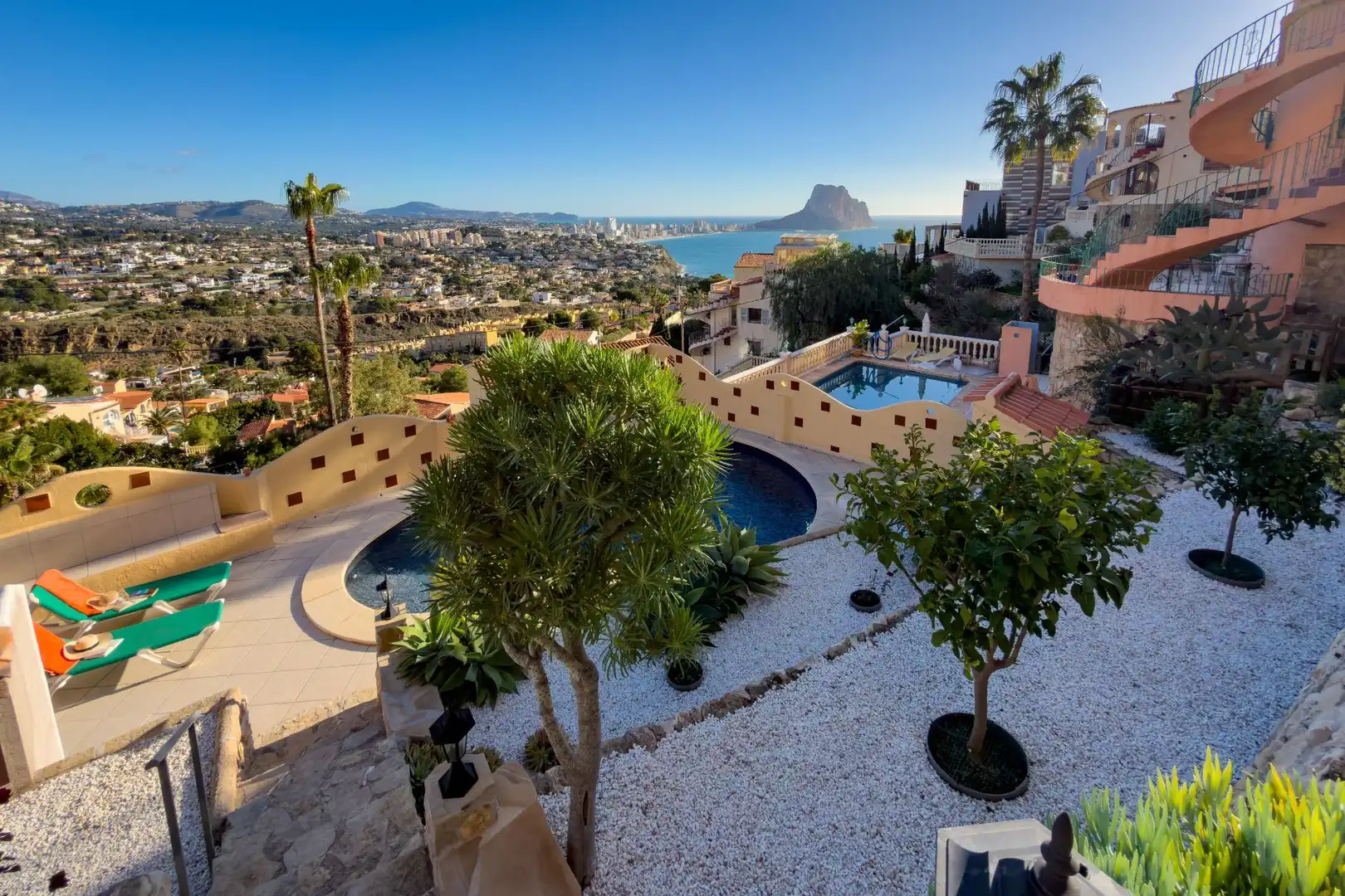 Exterior view of Houses for sale in Calpe / Calp