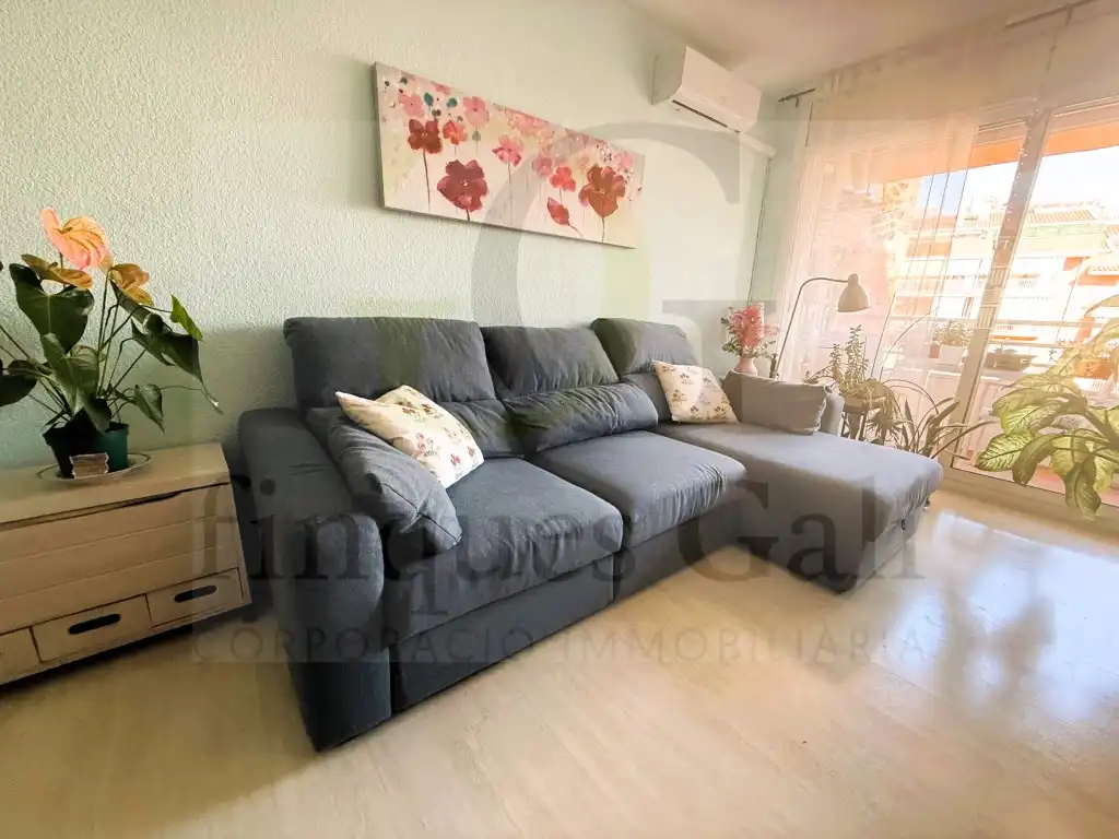 Sala de estar de Ático en venta en Manresa con Aire acondicionado, Horno y Balcón