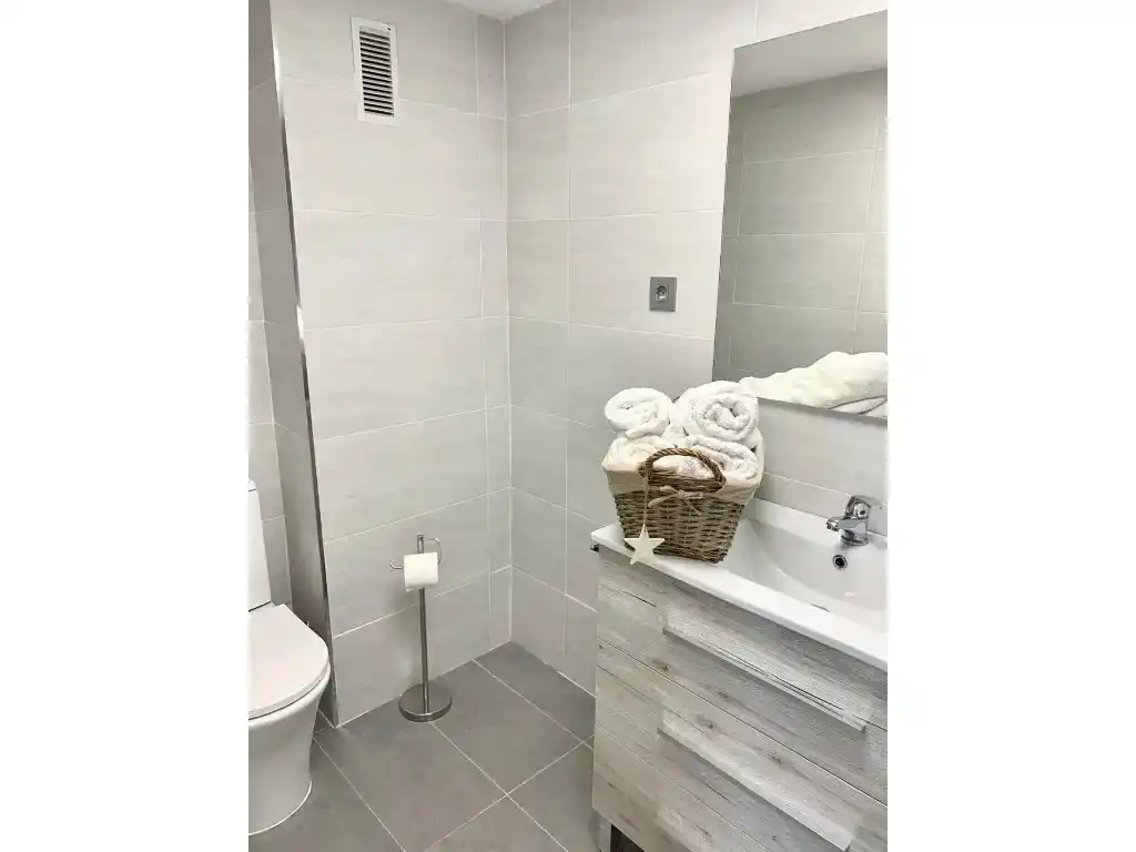 Bany de Pis en venda en Miramar
