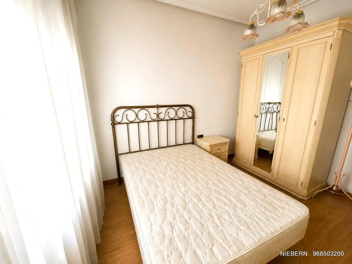Habitación de Piso de alquiler en Cartagena con Aire acondicionado, Amueblado y Horno