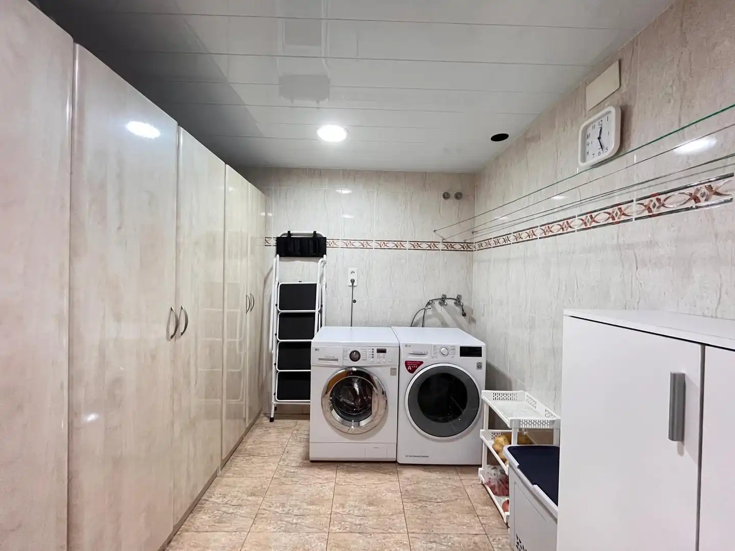 Cocina de Casa adosada en venta en Vilanova i la Geltrú con Calefacción, Jardín privado y Terraza