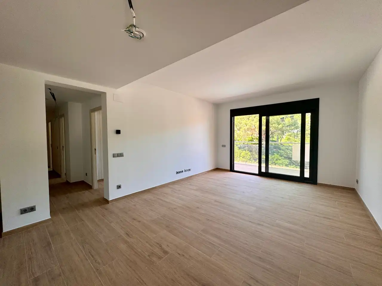 Wohnzimmer von Wohnung zum Verkauf in Pals mit Klimaanlage, Heizung und Terrasse