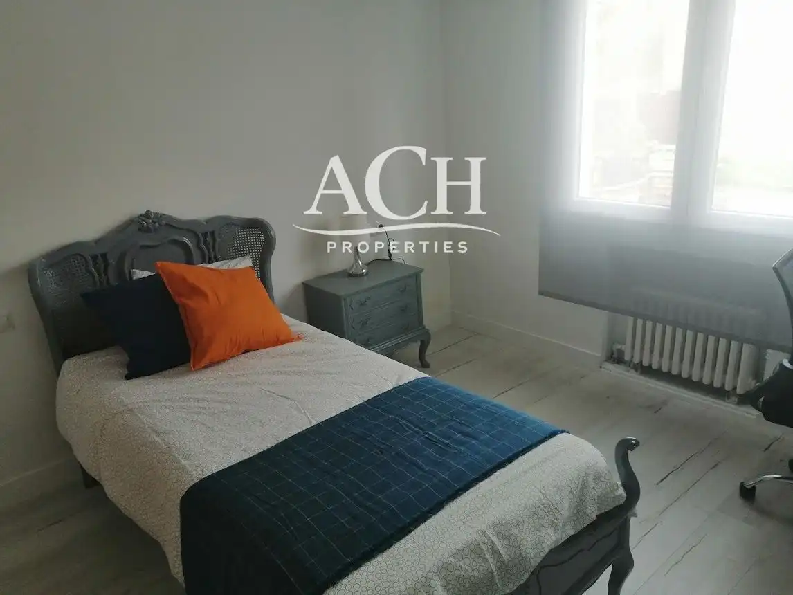 Bedroom of Flat for rent in Bilbao   with Terrace, Furnished and Washing machine