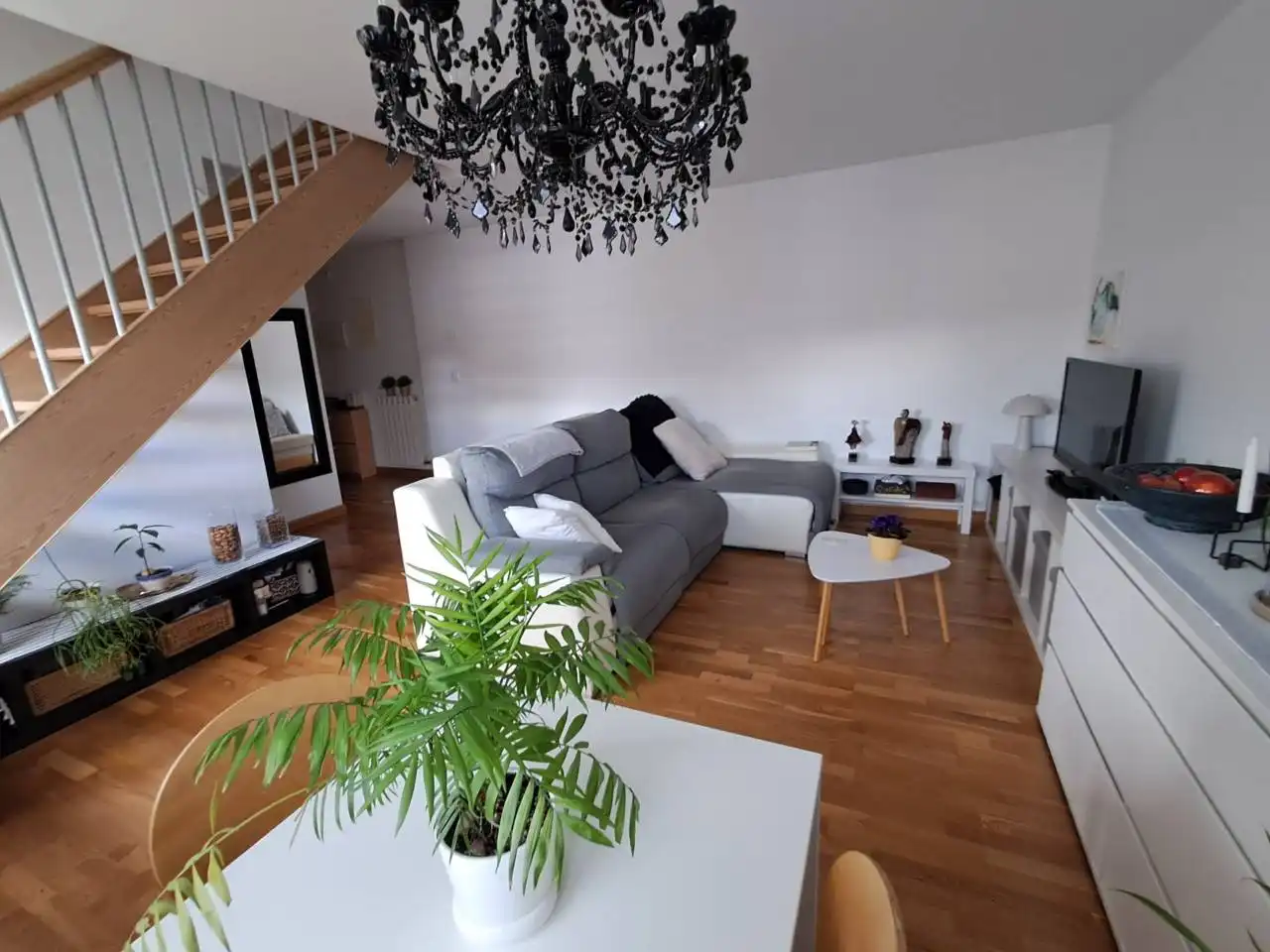 Sala de estar de Dúplex en venta en Villamediana de Iregua con Calefacción, Terraza y Trastero