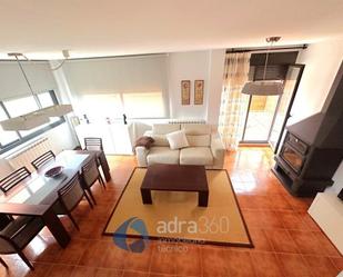 Sala d'estar de Casa o xalet en venda en Cirueña amb Calefacció, Jardí privat i Terrassa