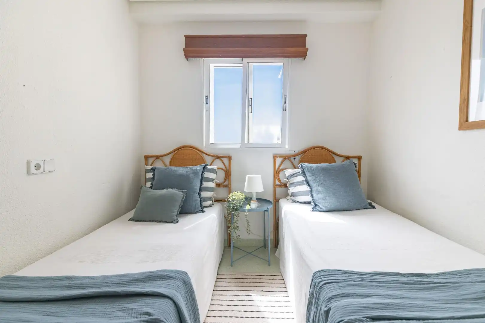 Habitación de Apartamento en venta en Valencia con Jardín privado y Piscina comunitaria