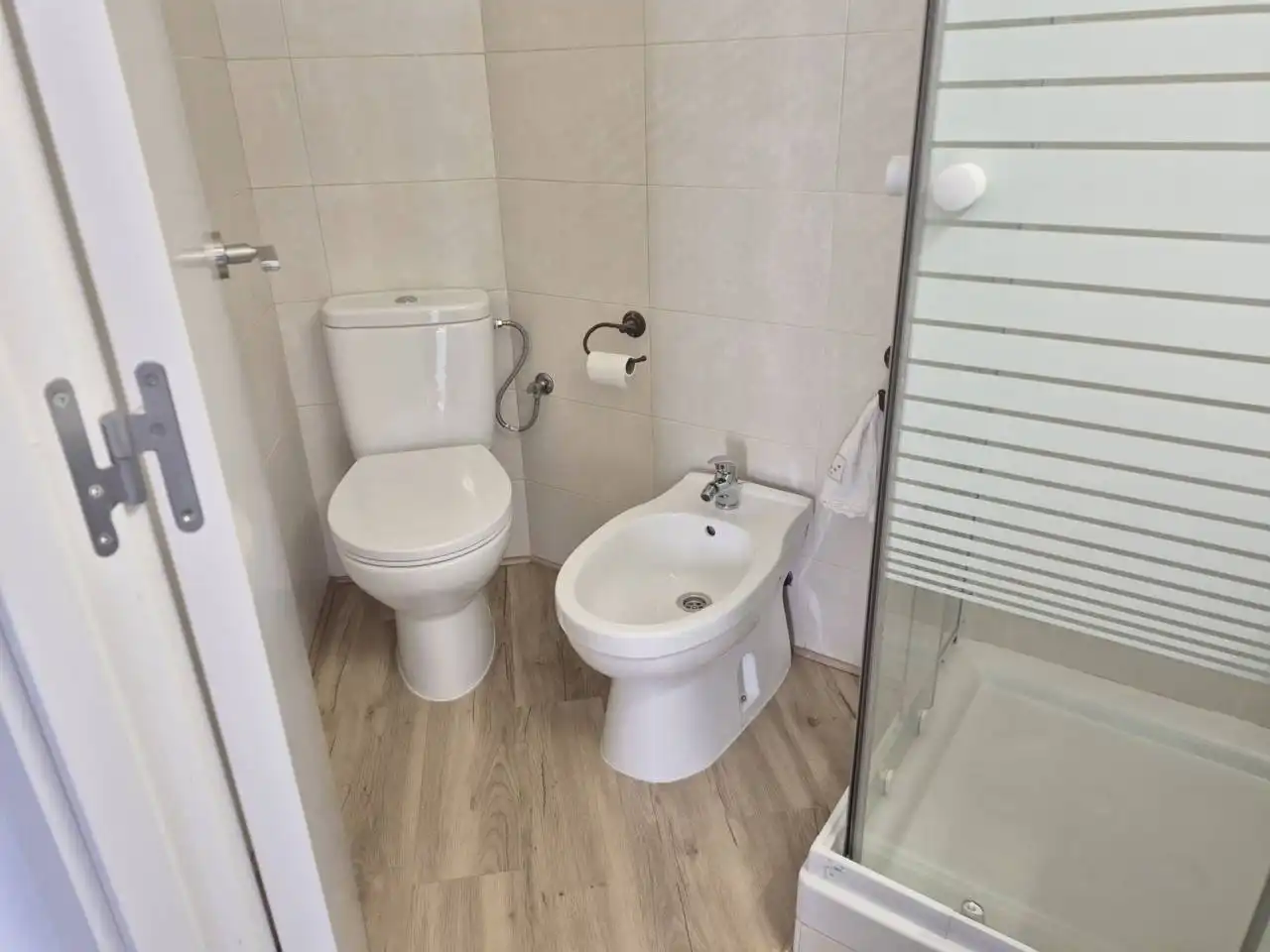 Baño de Piso en venta en Cubelles con Aire acondicionado, Calefacción y Amueblado