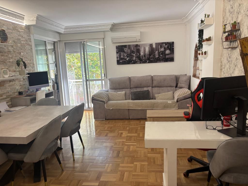 Living room of Flat for sale in Alcalá de Henares  with Heating