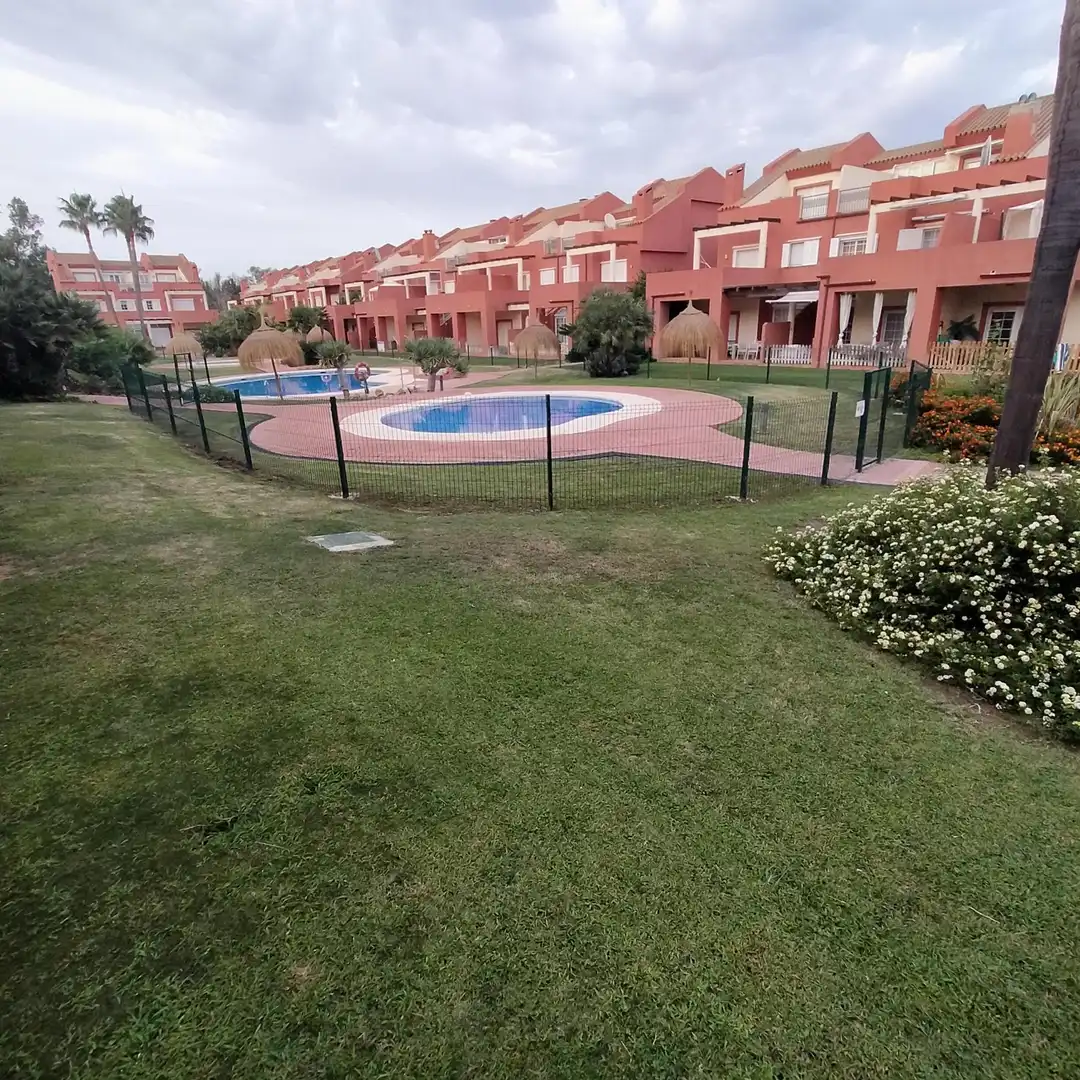 Villa mit Pool zum Verkauf in Sotogrande Costa, imagen 8