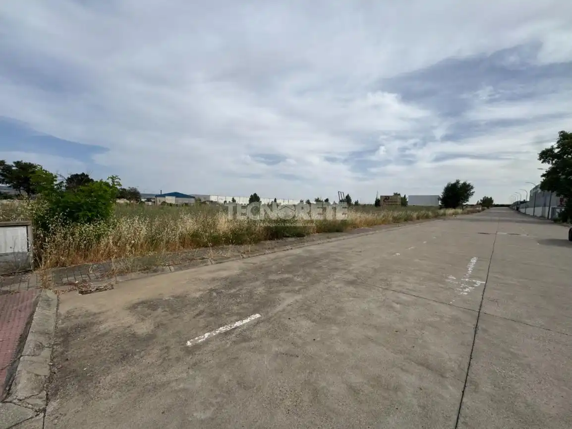 Terreny industrial en venda a Yunquera de Henares, imagen 3