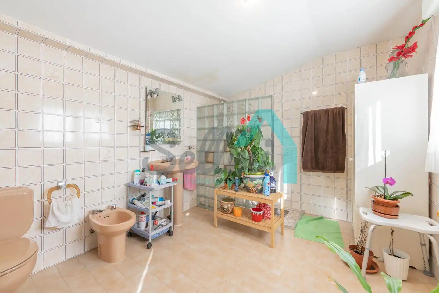Bany de Casa o xalet en venda en Castrillón amb Calefacció, Jardí privat i Parquet