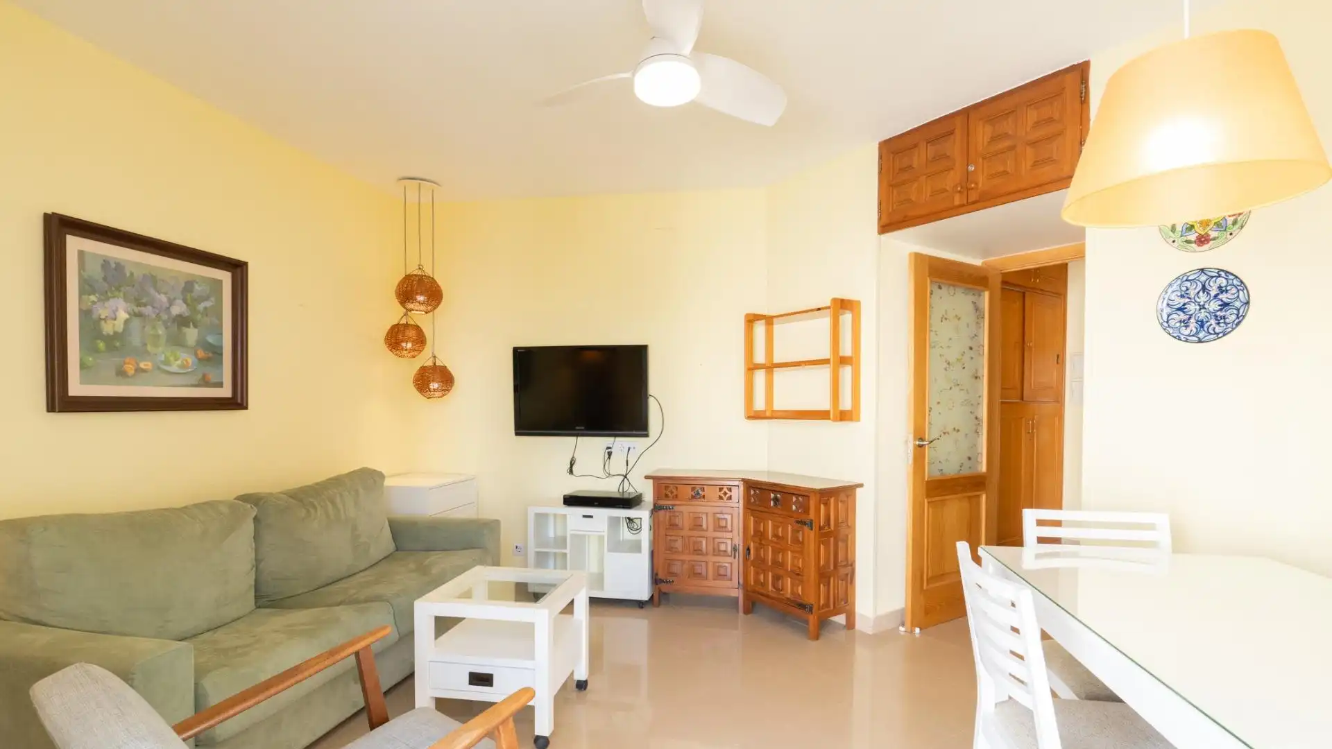 Living room of Flat for sale in Salobreña  with Balcony and Community pool