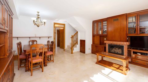 Foto 2 de Casa adosada en venda a Valdeolletas - Las Cancelas - Xarblanca, Marbella