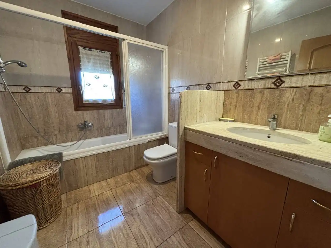 Baño de Casa o chalet en venta en Perafita con Aire acondicionado, Calefacción y Jardín privado