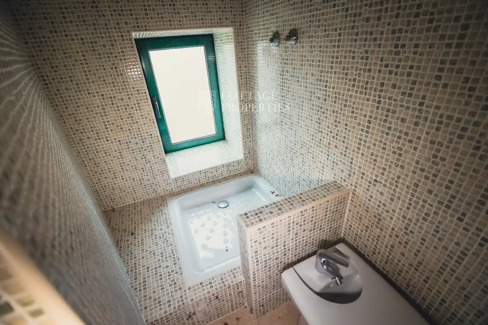 Bany de Finca rústica en venda en Sant Llorenç Savall amb Calefacció i Piscina