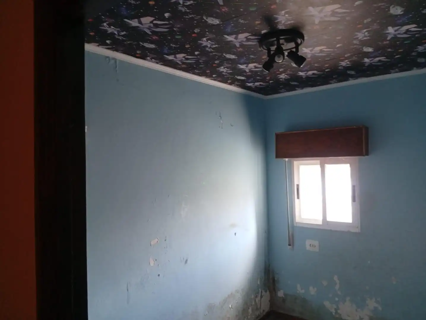 Schlafzimmer von Einfamilien-Reihenhaus zum Verkauf in Os Blancos  mit Heizung