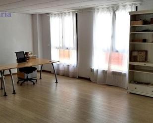 Office to rent in  Logroño  with Air Conditioner