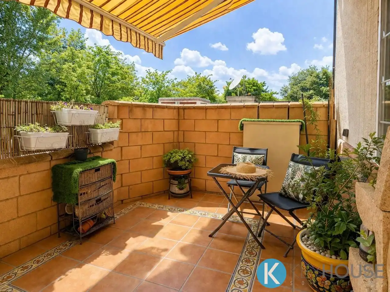 Terraza de Casa adosada en venta en Villalbilla con Aire acondicionado, Calefacción y Jardín privado