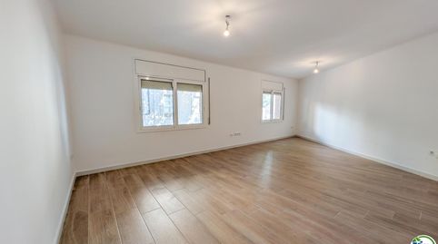 Foto 2 de Piso en venta en Pasaje Renfe, S/n, Portbou, Girona