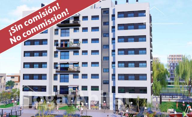 Piso en Venta en Avenida Vila-real en Ciutat del Transport - La Salera