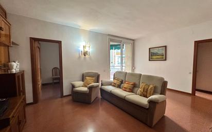 Living room of Flat for sale in  Barcelona Capital  with Heating, Oven and Balcony