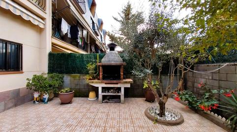 Foto 2 de Casa adosada en venta en Les Arenes - La Grípia  Can Montllor, Barcelona