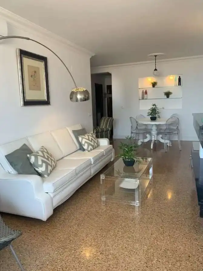 Sala de estar de Apartamento en venta en Torremolinos con Aire acondicionado, Calefacción y Piscina