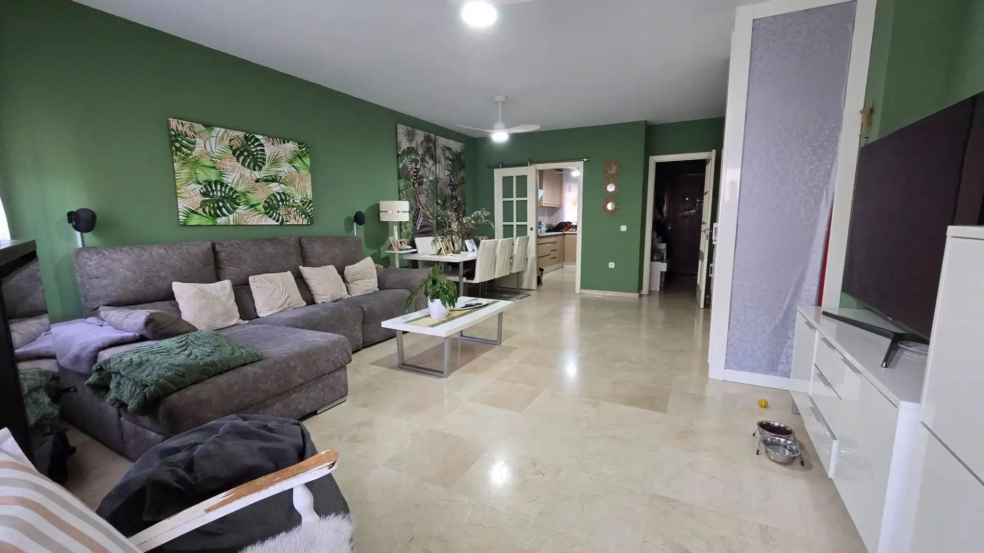 Sala de estar de Casa adosada en venta en La Línea de la Concepción
