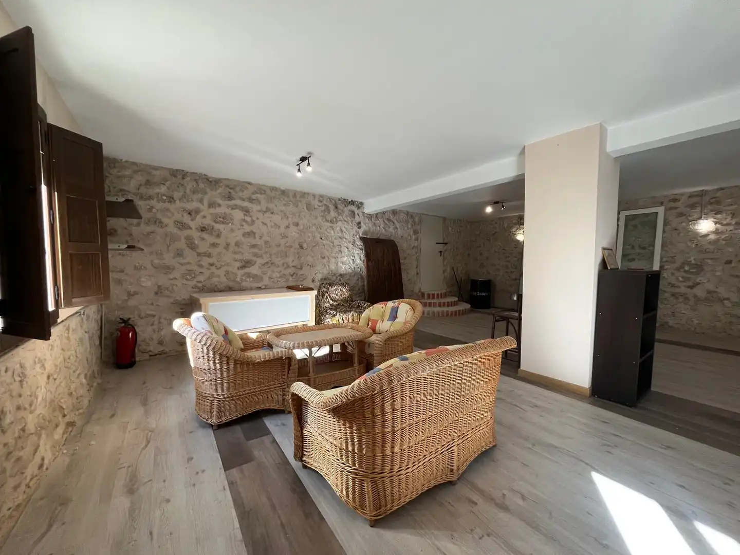 Sala de estar de Casa o chalet en venta en La Parrilla  con Calefacción, Amueblado y Alarma