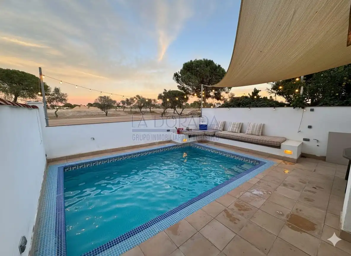 Piscina de Casa adosada en venta en Mont-roig del Camp con Calefacción, Jardín privado y Terraza